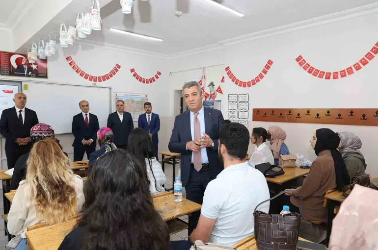 Erzurum’da Türkiye Yüzyılı Maarif Modeli seminerleri
