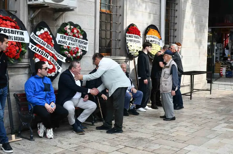 Eski Başkan Atalay’ın eşi Melek Atalay son yolculuğuna uğurlandı
