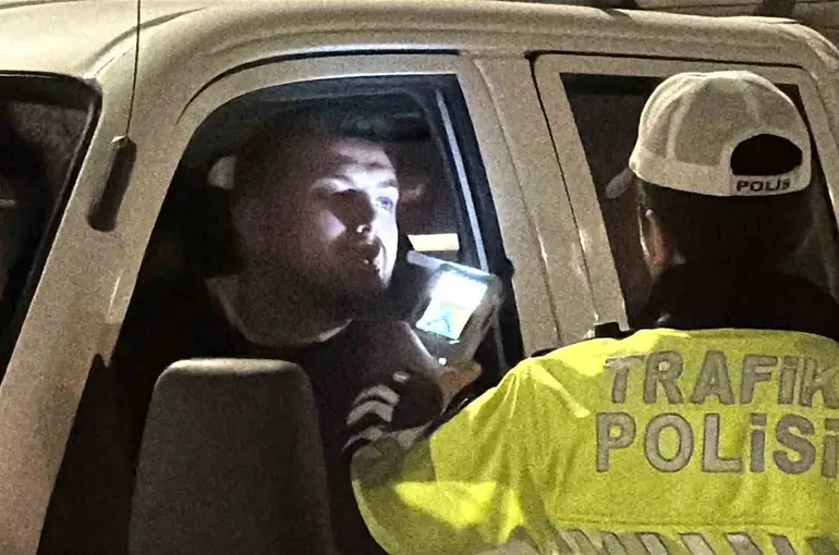 Eskişehir’de 100 polisin katıldığı asayiş ve trafik denetimleri
