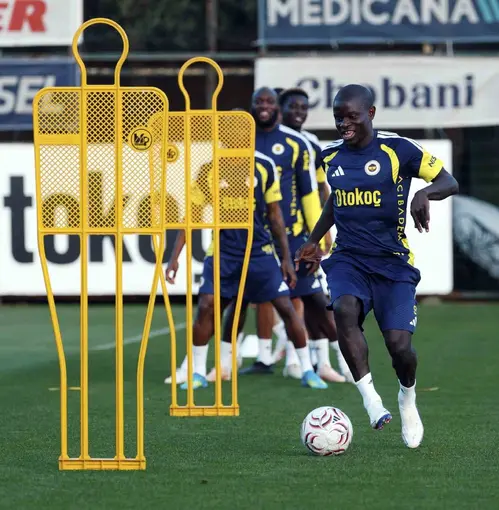 Fenerbahçe, Beşiktaş maçı hazırlıklarını tamamladı
