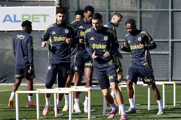 Fenerbahçe, Ferencvaros maçının hazırlıklarını sürdürdü

