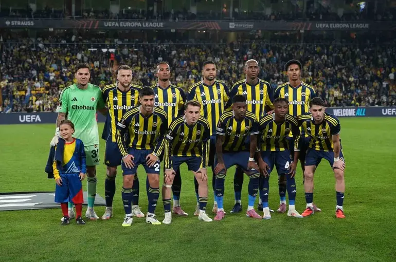 Fenerbahçe’de 12 futbolcu milli mesaide
