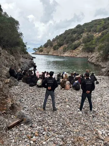 Fethiye’de 34’ü çocuk 62 düzensiz göçmen yakalandı
