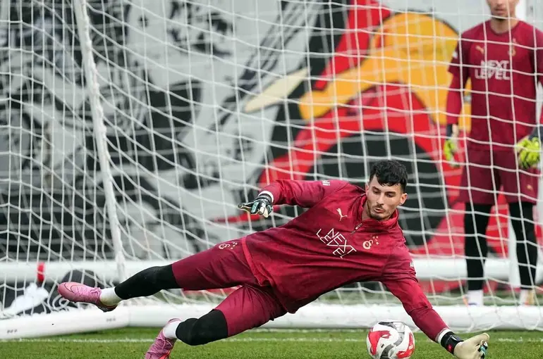Galatasaray, Beşiktaş maçına hazır
