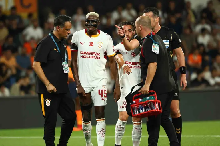 Galatasaray’da Victor Osimhen sakatlandı
