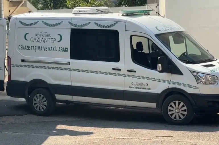 Gaziantep’te fabrikada elektrik akımına kapılan genç işçi hayatını kaybetti
