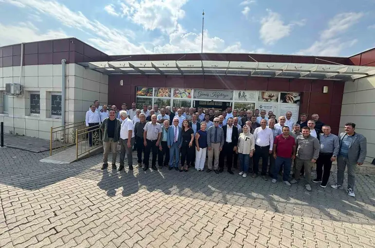 Gdz Elektrik, Salihli ve Köprübaşı muhtarlarıyla buluştu
