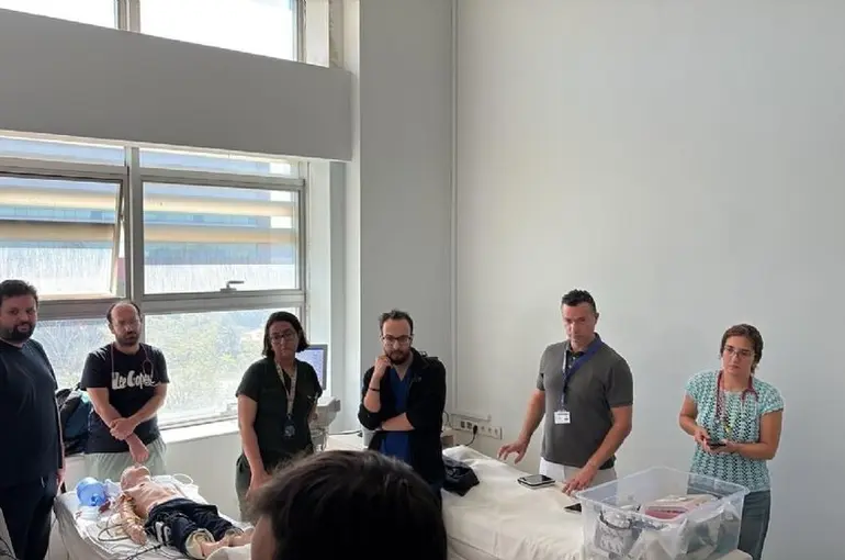 Geleceğin hekimleri ADÜ’de kritik hasta simülasyonlarıyla yetişiyor
