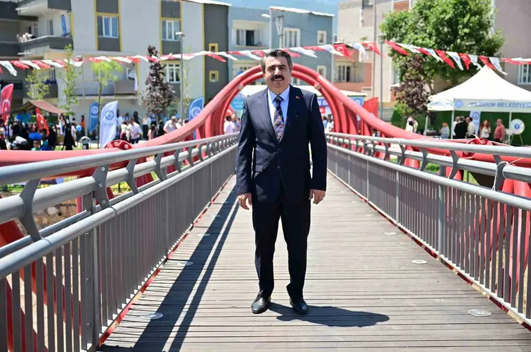 Geleceğin Yıldırım’ı emin ellerde
