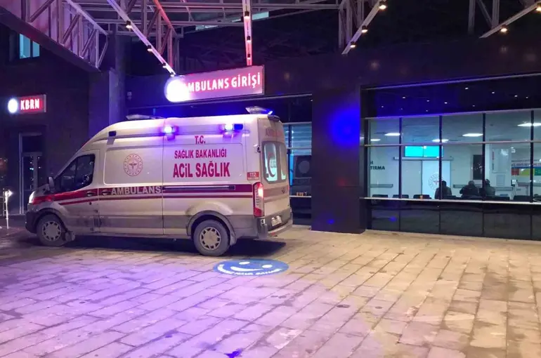 Genç yaşta ofisinde ölü bulundu
