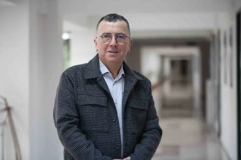 Gençler duygusal yorgunluk ve yalnızlık hissediyor
