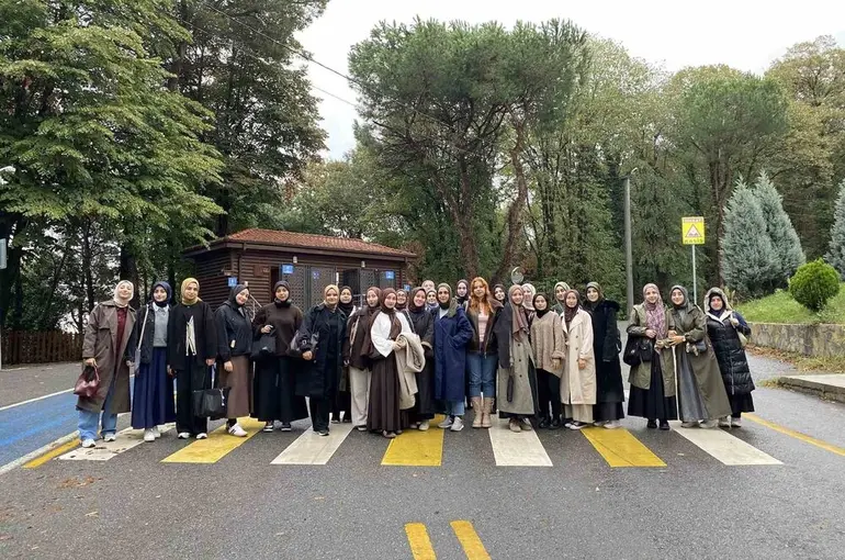 Gençler Sakarya’nın cennet mekanlarıyla ve tarihiyle buluşuyor
