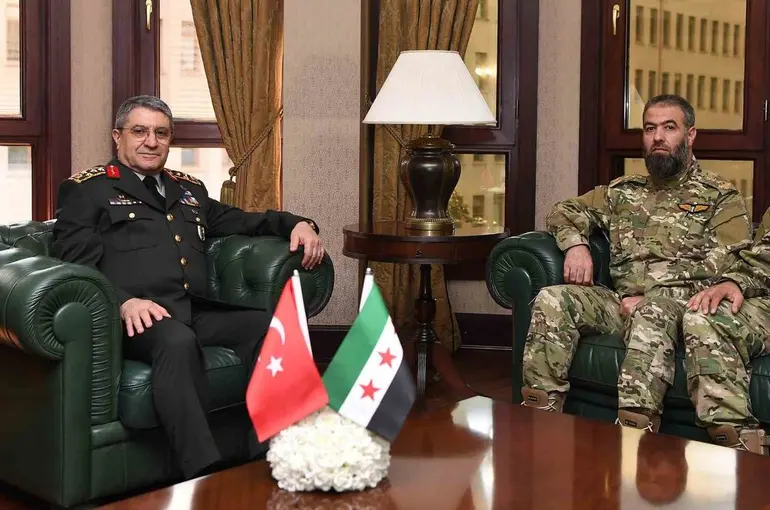 Genelkurmay Başkanı Orgeneral Bayraktaroğlu, Suriye Hava Kuvvetleri Komutanı Hawary’i kabul etti
