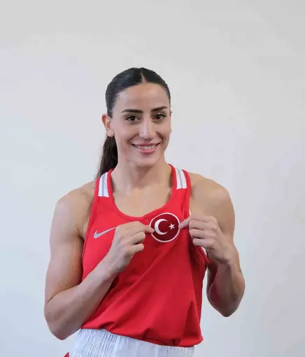 Gizem Özer bronz madalya kazandı
