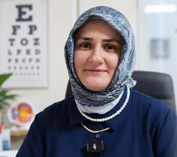 Göz kapağı iltihabına karşı hijyen uyarısı

