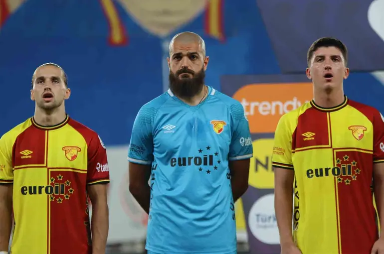 Göztepe kalecisi Luka Gugeshashvili’den taraftara tepki
