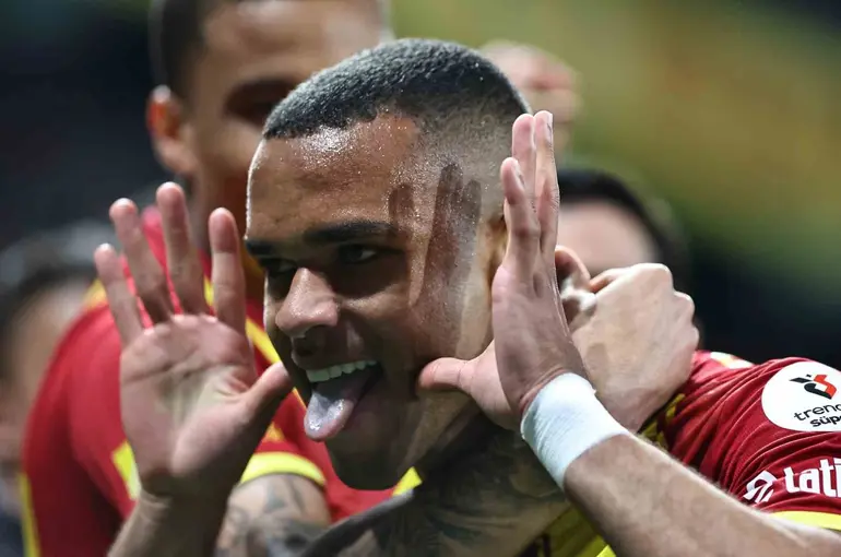 Göztepe’de Juan, 87 dakikada 1 gol atıyor
