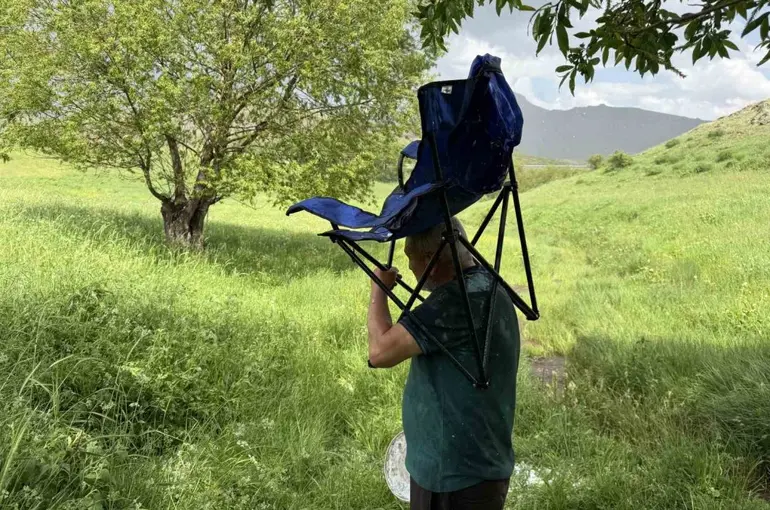 Güneşe aldandılar, doluya yakalandılar
