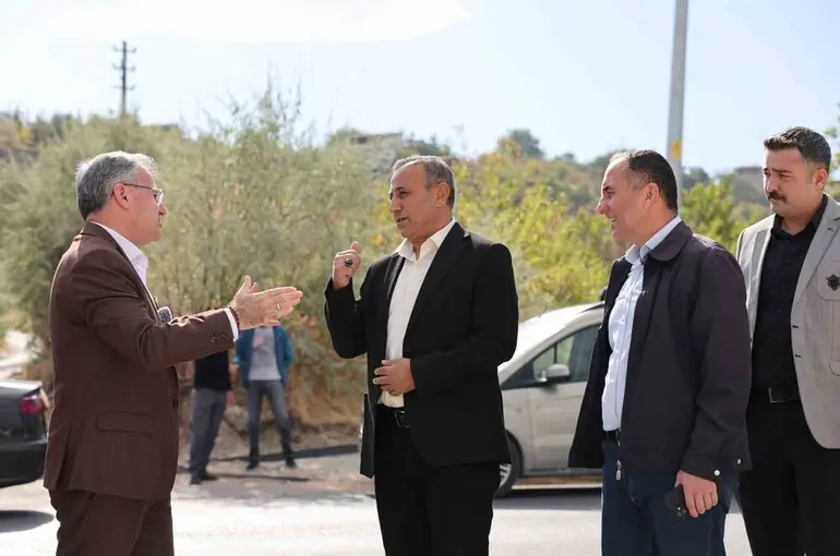 Hacılar Kayseri Caddesi’nde mesai tam gaz sürüyor
