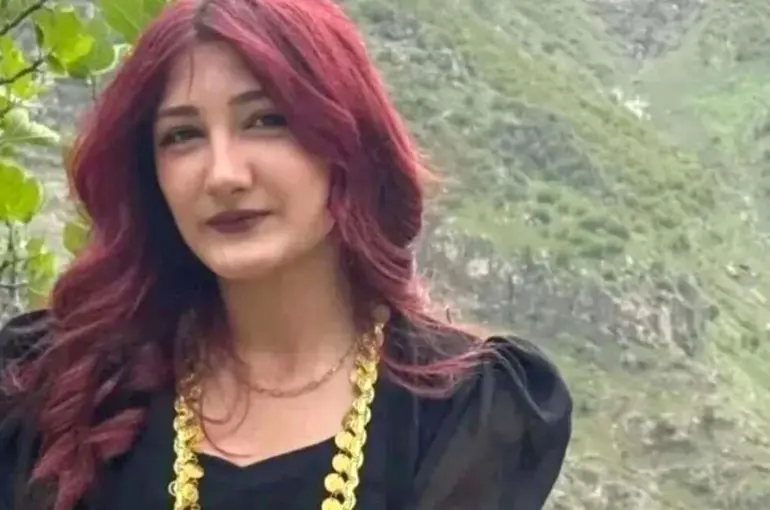 Hakkari’de 4. kattan düşen genç kız kurtarılamadı
