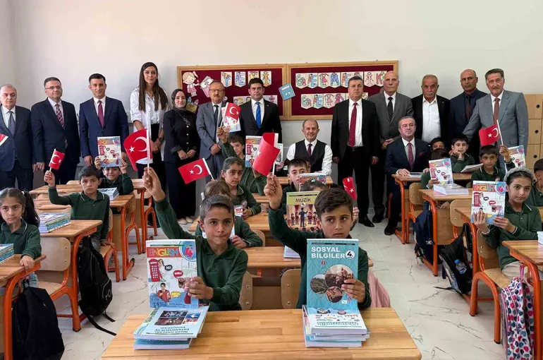 Hakkâri’de 60 bin 712 öğrenci yeni eğitim yılına başladı
