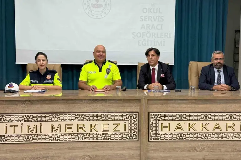 Hakkâri’de ‘Öncelik Çocuk Güvenliği’ toplantısı
