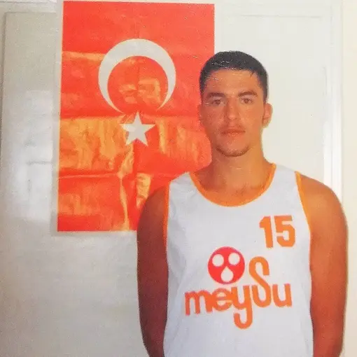 Hasan Aksoyak, basketbolda 40. aktif sezonuna çıktı
