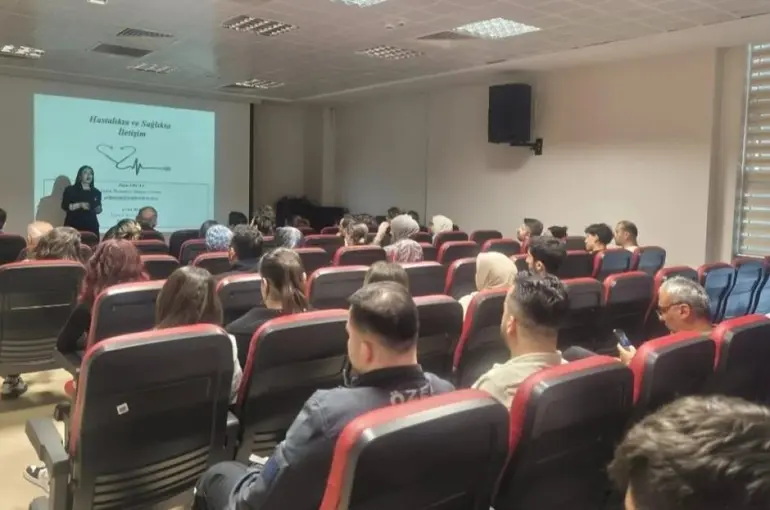 Hastalıkta ve Sağlıkta İletişim Eğitimi

