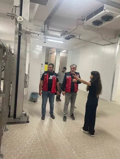 Hatay’da evcil hayvan yaş mama üretim tesisinde denetim gerçekleştirildi
