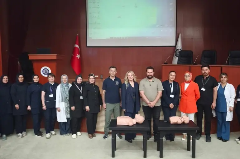 "Hayat Kurtarmak İçin İlk Adım": Temel İlkyardım eğitimi
