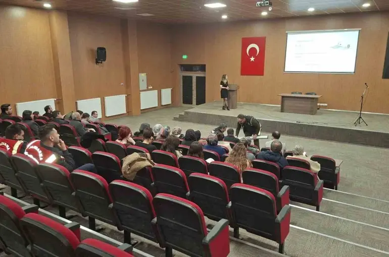 Hisarcık’ta sigara ve uyuşturucuyla mücadele eğitimi
