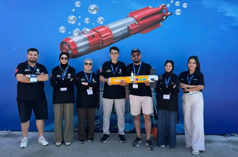 HKÜ Teknogaraj Meftun-u Roket Takımı TEKNOFEST’te üçüncü oldu
