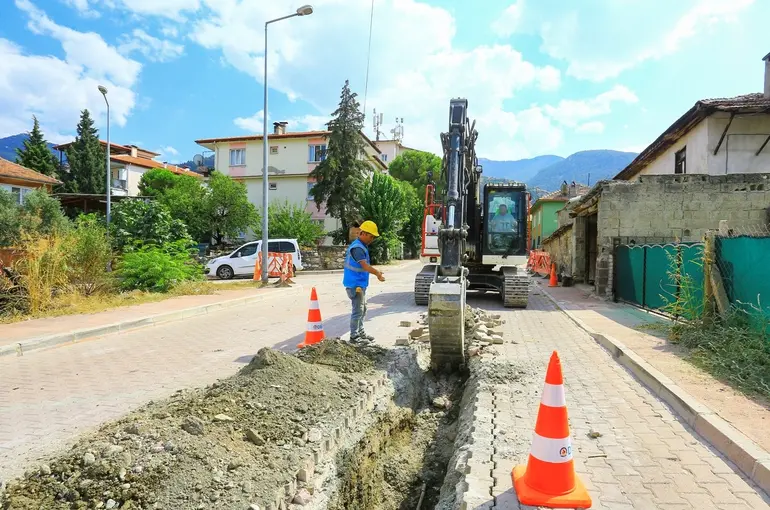 Honaz’da asbestli borular devre dışı bırakılıyor
