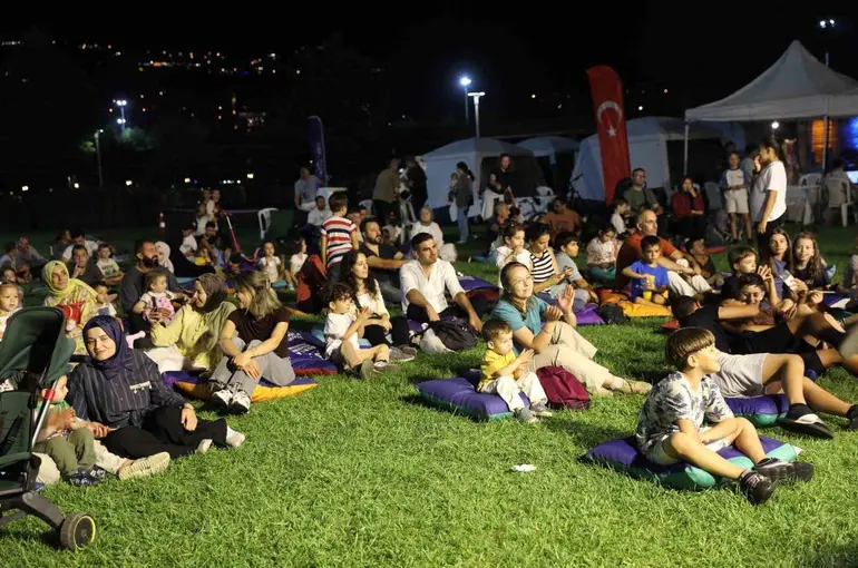Hüdavendigar Kent Parkı’nda bilim dolu gece
