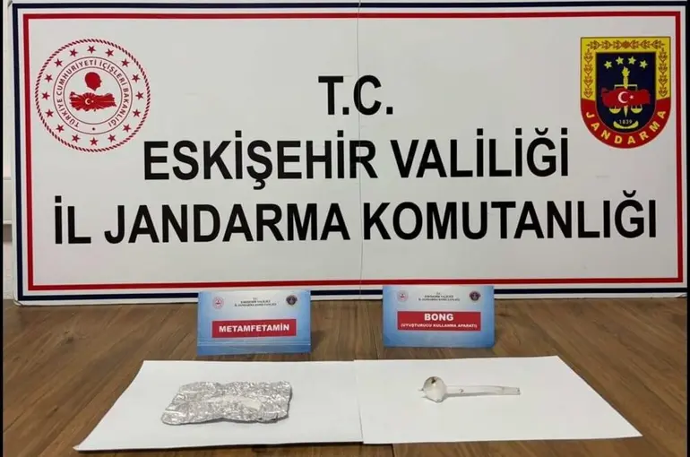 İstanbul'dan Eskişehir'e getirilen 11 gram metamfetamin ele geçirildi