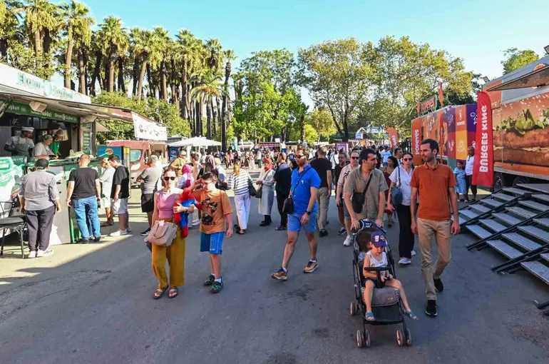 İEF’nin Gıda Alanı’nda duman yok, hijyen var
