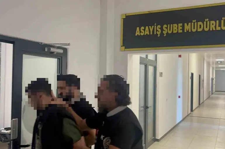 İki genç kız arabada infaz edilmişti: O olayda yeni gelişme
