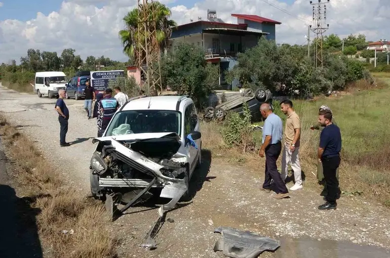 İki kuzenin kullandığı araçlar çarpıştı: 1 yaralı
