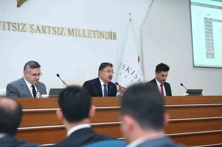 İl Koordinasyon Kurulu Toplantısı’nda Eskişehir’in kamu yatırımları ele alındı
