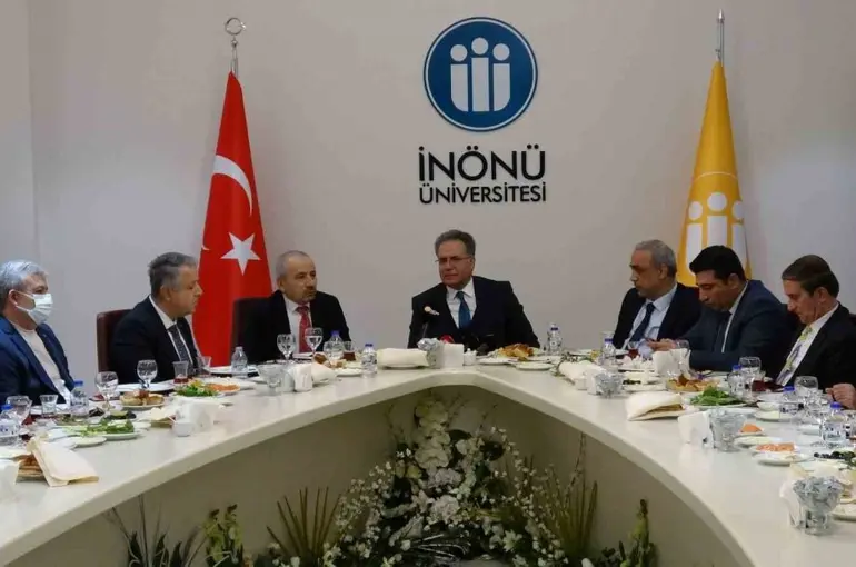 İnönü Üniversitesi Araştırma Üniversitesi hedefine kilitlendi

