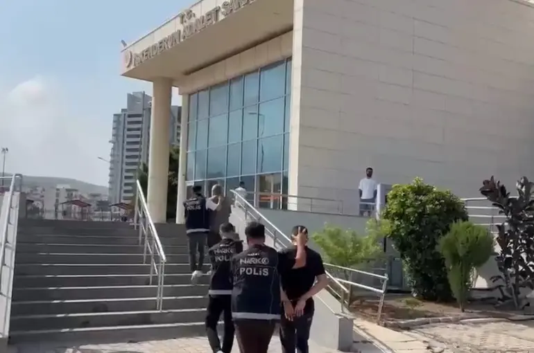 İskenderun ve Dörtyol’da uyuşturucu operasyonu: 4 şüpheli tutuklandı