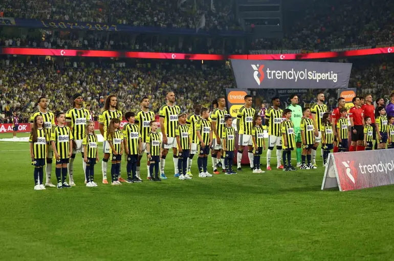 İsmail Kartal, derbide kadroyu bozmadı
