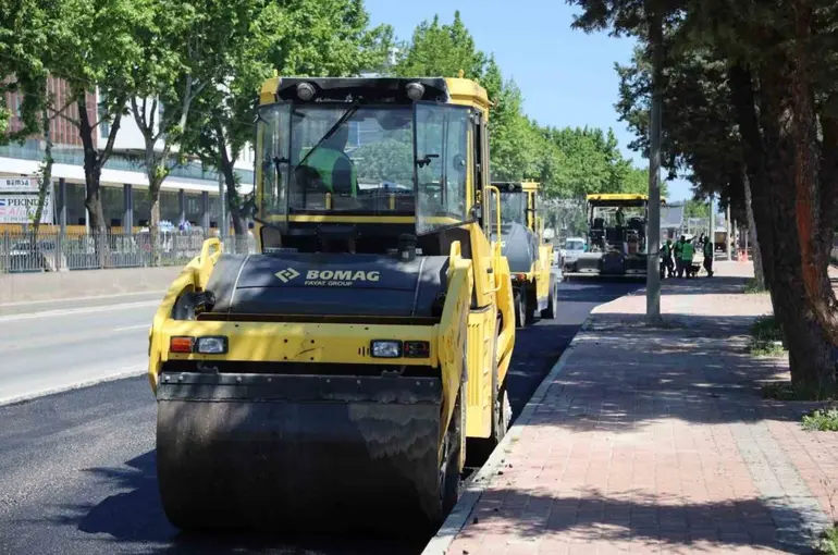 İstanbul Yolu’nda hummalı asfalt çalışması
