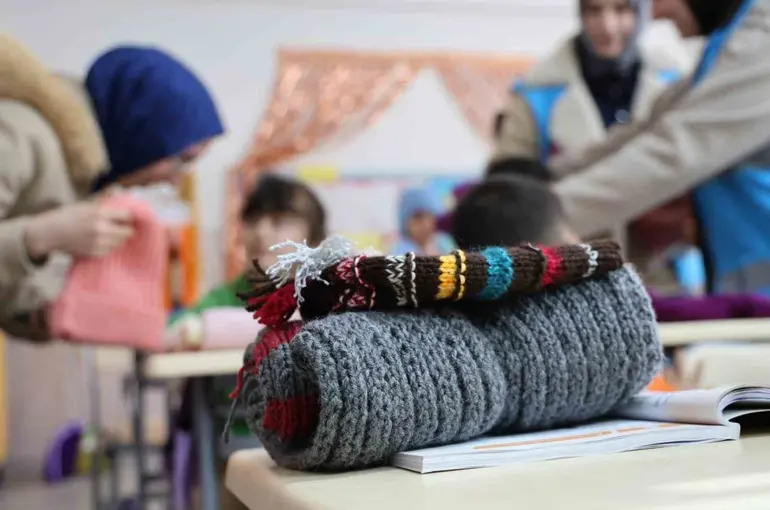 İstanbul’dan Elazığ’a "Isıtan Eller" projesi ile gönül köprüsü
