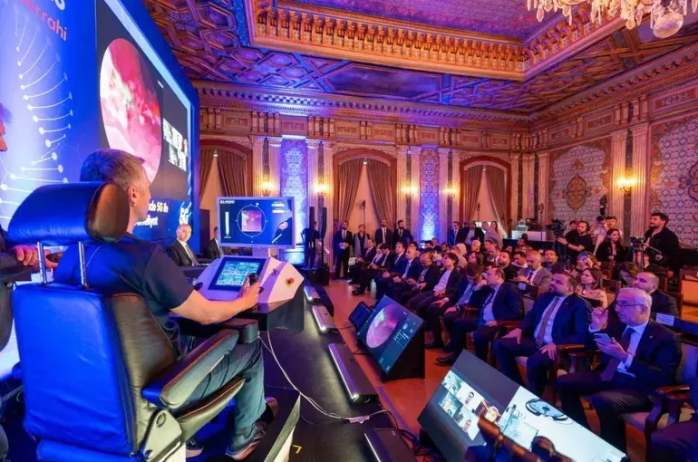 İstanbul’dan Muş’taki hastaya 5G ile böbrek taşı ameliyatı
