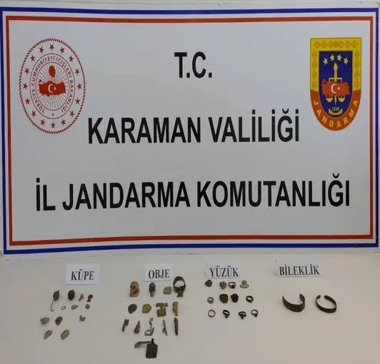 Jandarma uygulamalarında tarihi eser ve 110 bin 746 adet makaron ele geçirildi
