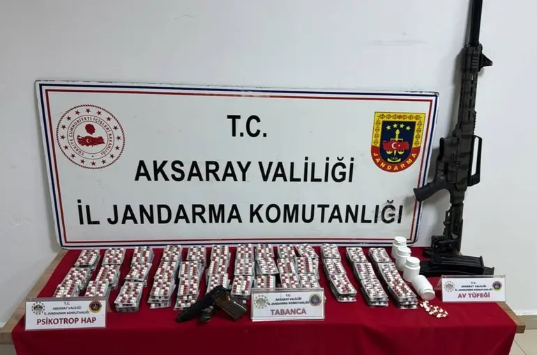 Jandarmadan uyuşturucu operasyonu: 2 tutuklama
