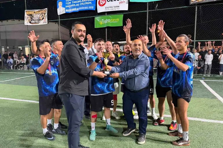 Karacören Futbol Turnuvası’nda şampiyon Dalama Spor oldu
