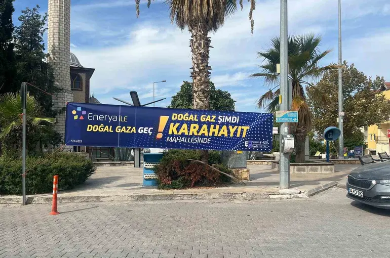 Karahayıt’ta doğal gaz için ilk kazma vuruldu
