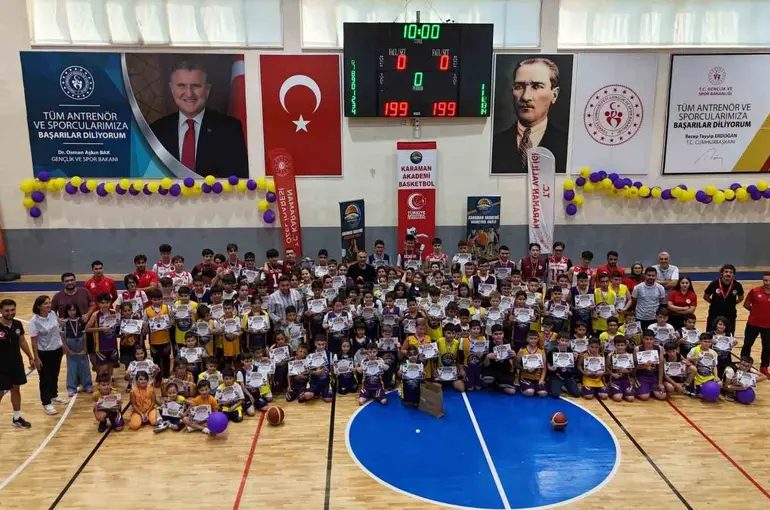 Karaman’da "Altın Bilekler Basketbol Şöleni" düzenlendi

